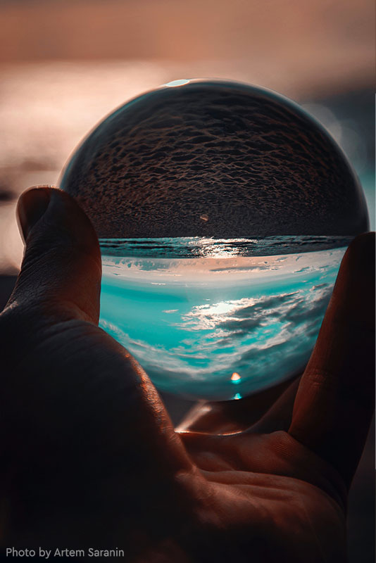 849 BM glassball reflecting beach